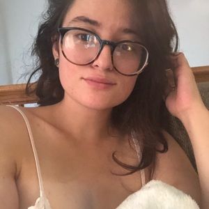 Meet your Posher, Ana